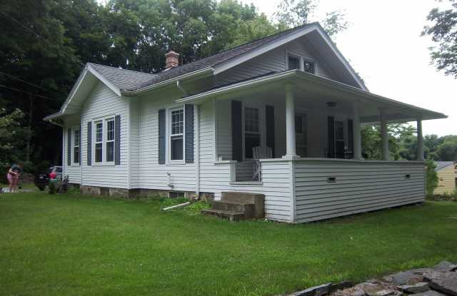 Photo of 104 School House Road