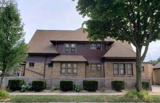 2375 N 56th St - 2375 North 56th Street, Milwaukee, WI 53210