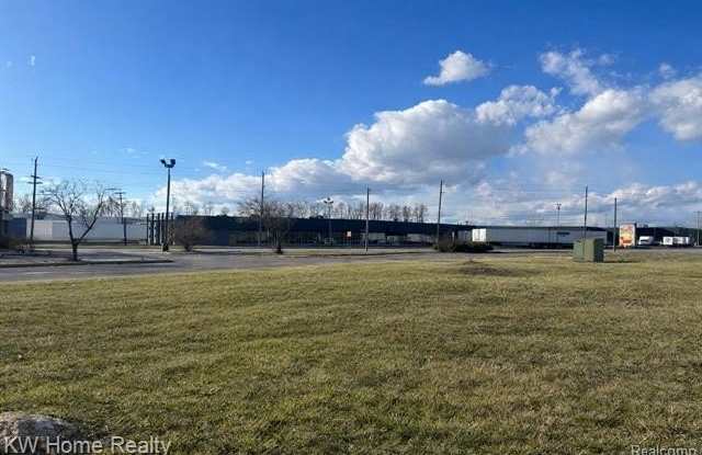 20800 Groesbeck Highway