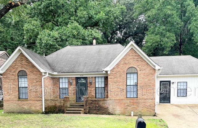 1079 Harpeth Dr - 1079 Harpeth Drive, Memphis, TN 38134