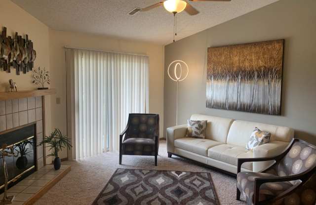 Cambridge Square Apartments