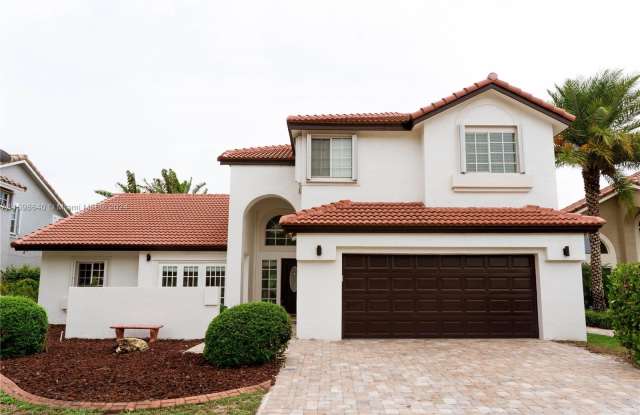 1055 San Luis Rey