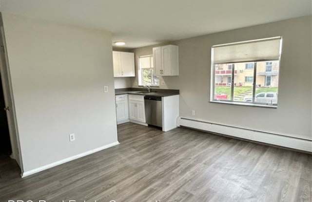 10623, 10667, 10709 West 8th Avenue Unit D11 - 10709 West 8th Avenue, Lakewood, CO 80215