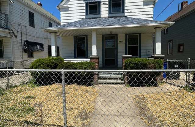 TREMONT AREA 4 BEDROOM 2 BATH - 3412 Meyer Avenue, Cleveland, OH 44109