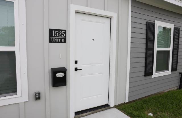 1525 South 19th Street
