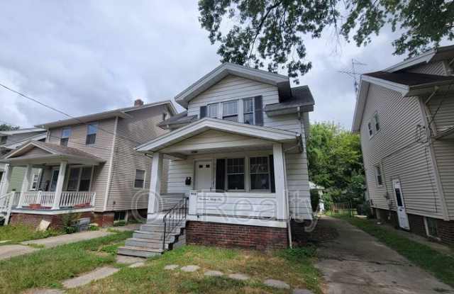 1936 Mansfield Road