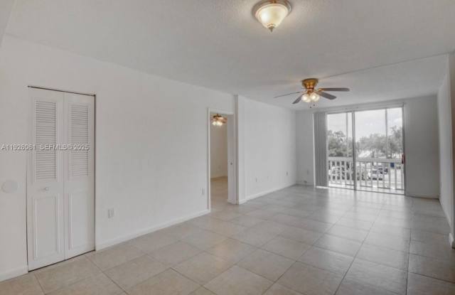 Photo of 6701 NW 169th St