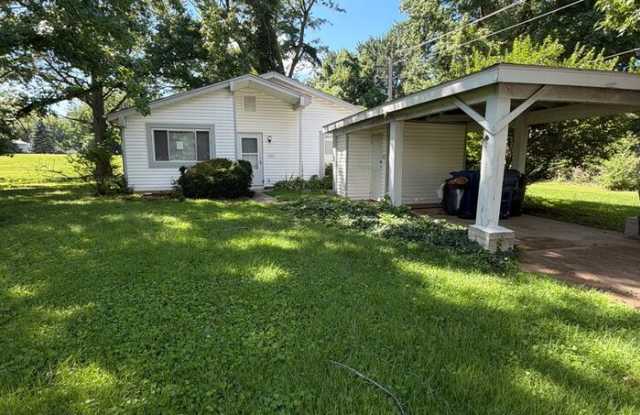 602 Ledyard Drive