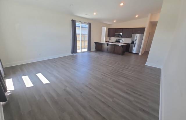 3-bed, 2 bath Single Family Home for Rent!