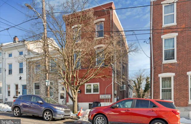 206 RIPKA Street unit: 2