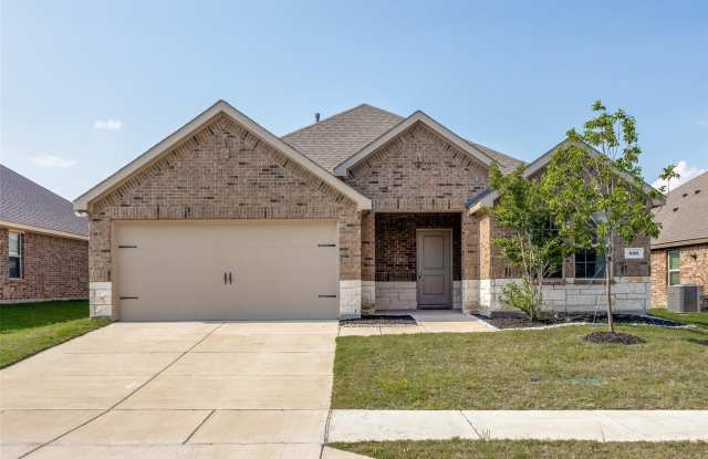 816 Goldenrod Lane