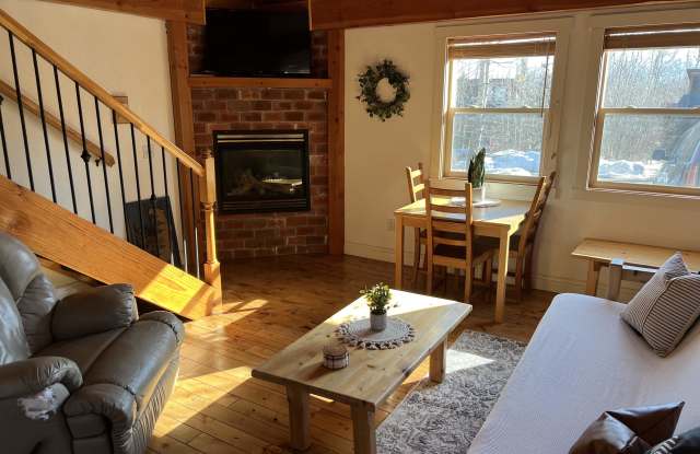 2345 North Cotswald Circle