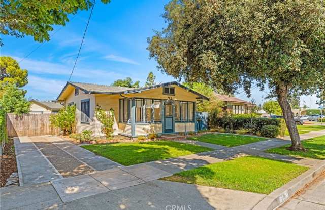 218 South Center Street