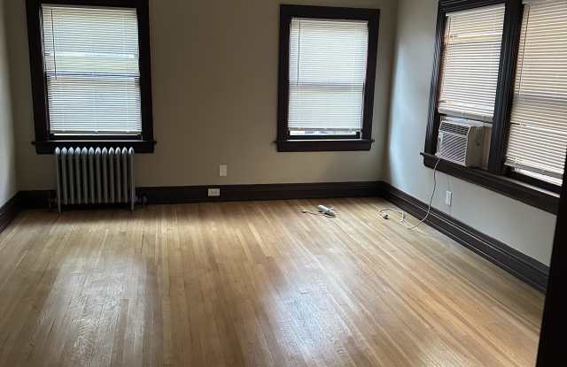 157 South Los Robles Avenue