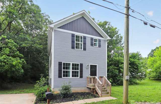 1007 Wilmouth Street