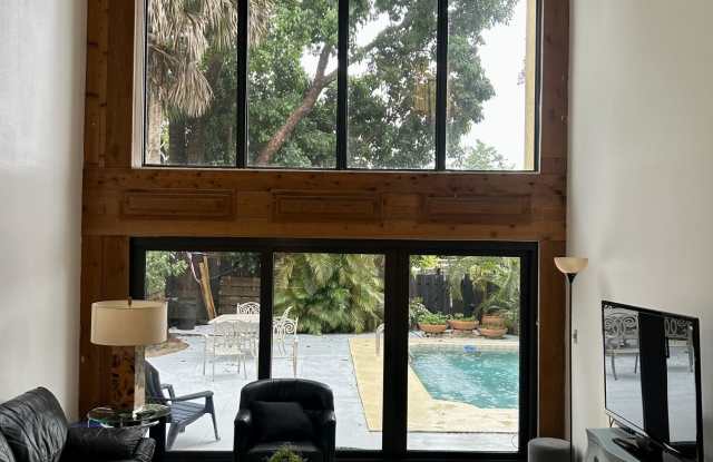 12745 Westhampton Circle