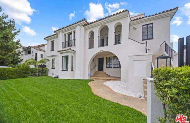 Photo of 1148 S Stanley Ave