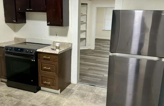 1225 Glendale Avenue