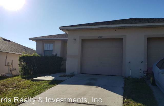 2607 Icabod Ct