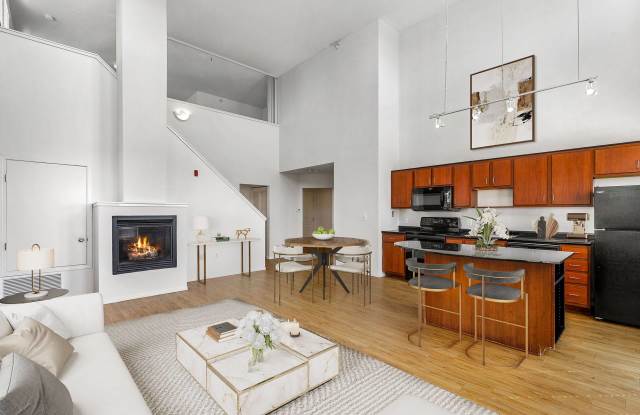 Uptown Lake Apartments