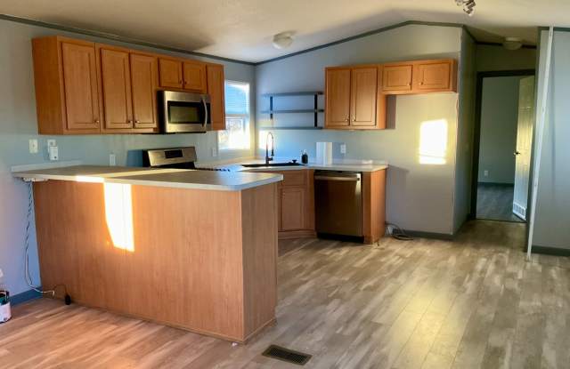 4516 South Campobello Avenue - C