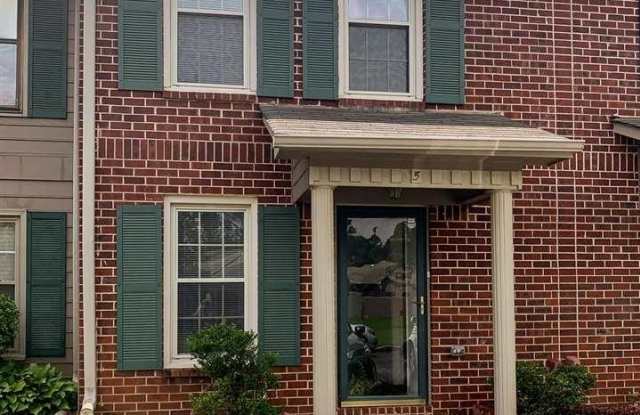 Photo of 8151 Oldfield Road