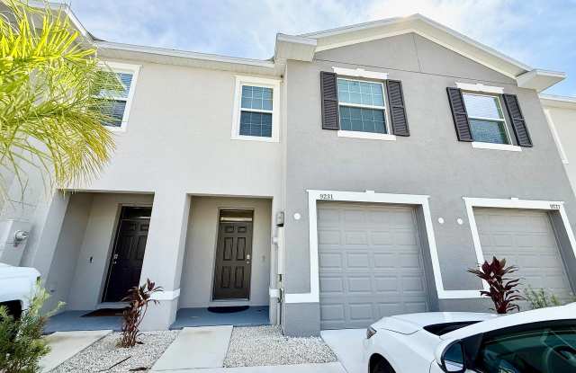 9231 Rock Harbour Way