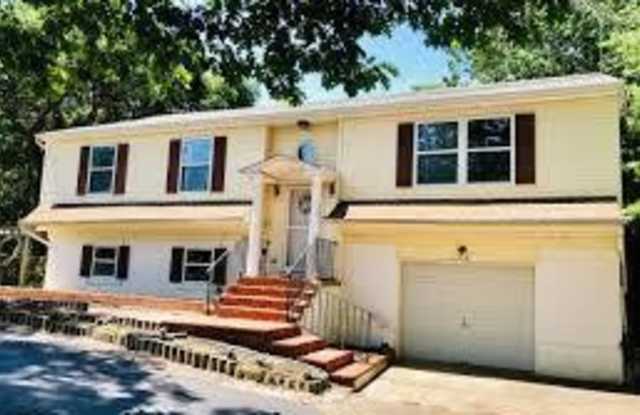 176 Whalepond Road