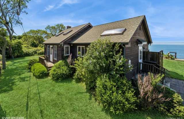 4630 Blue Horizon Bluffs