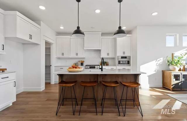 4630 West Riva Capri Court