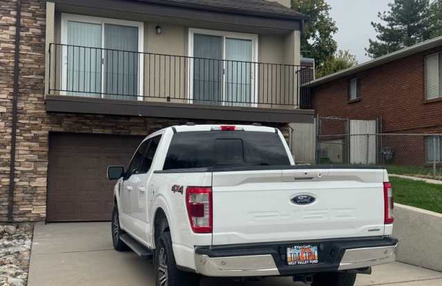 Photo of Beautiful Cottonwood Heights Duplex!