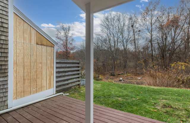 1275 Maplewood Avenue