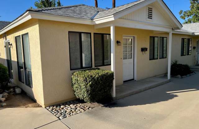 r328 - 328 South Eureka Street, Redlands, CA 92373