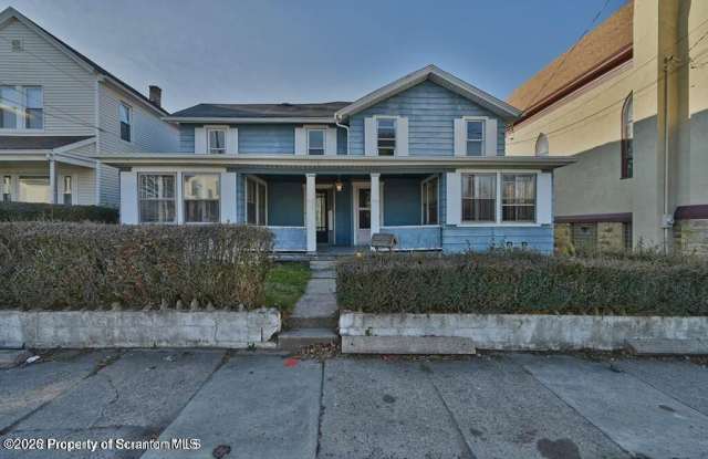 418 E Market Street