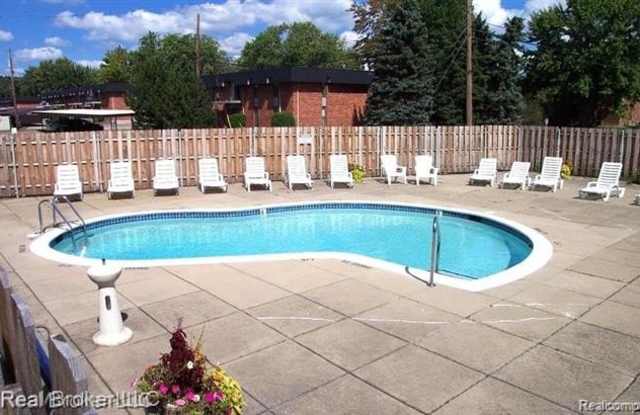 4840 Briarwood Avenue