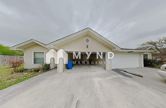 3048 Pine Valley Dr