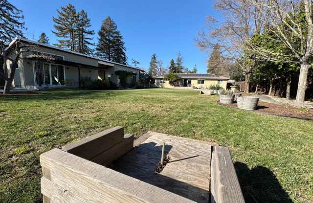 3 Bedrooms, 2 Baths Main House Plus 1 Bedroom, 1 Bath Cottage in Central Napa