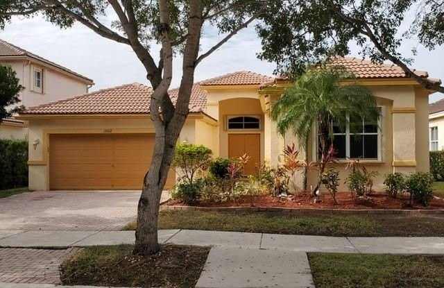 Photo of 1002 Lavender Cir
