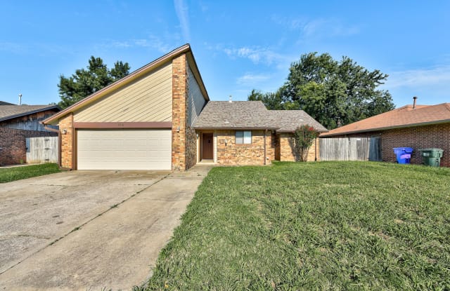 1516 Peach Tree Lane - 1516 Peach Tree Lane, Norman, OK 73071