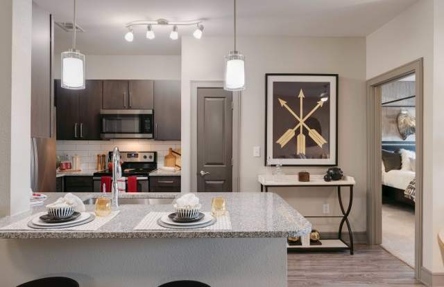 Photo of Cortland Luxe Shadow Creek