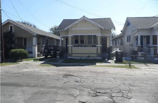 4918 Loyola St - 4918 Loyola Avenue, New Orleans, LA 70115