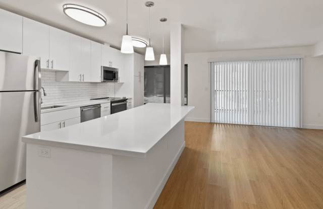 Lorien Ivy Apartments