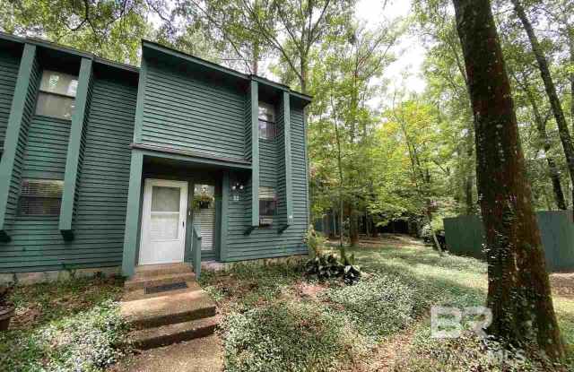 33 Summer Oaks Drive