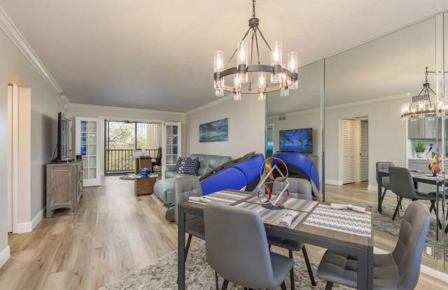 Photo of 3062 Eastland Blvd