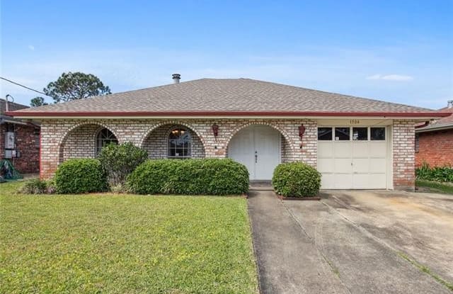 1504 N CUMBERLAND Street - 1504 North Cumberland Street, Metairie, LA 70003