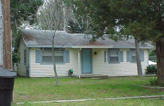 Photo of 3204 E Gonzalez St