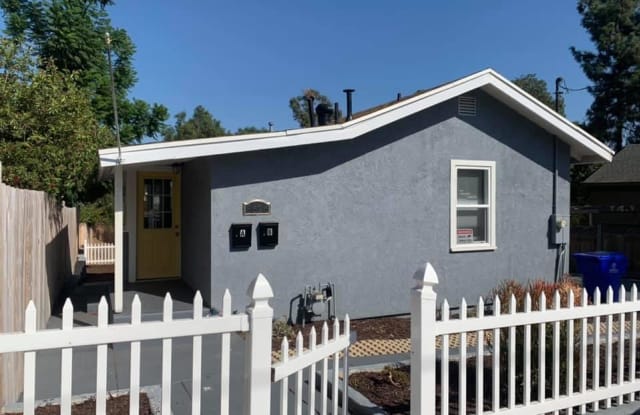 3696 Bellingham Ave - 3696 Bellingham Avenue, San Diego, CA 92104