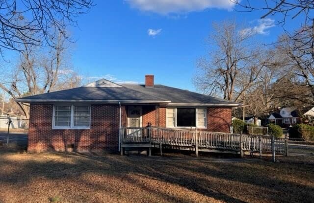 2409 S Memorial Drive - 2409 South Memorial Drive, Greenville, NC 27834