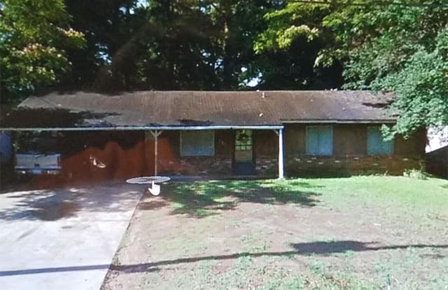 241 Shiloh Dr - 241 Shiloh Drive, Jackson, MS 39212