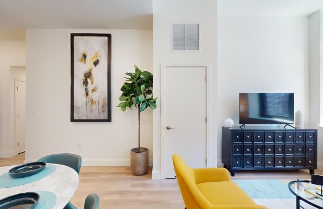 The Atrium on Commonwealth